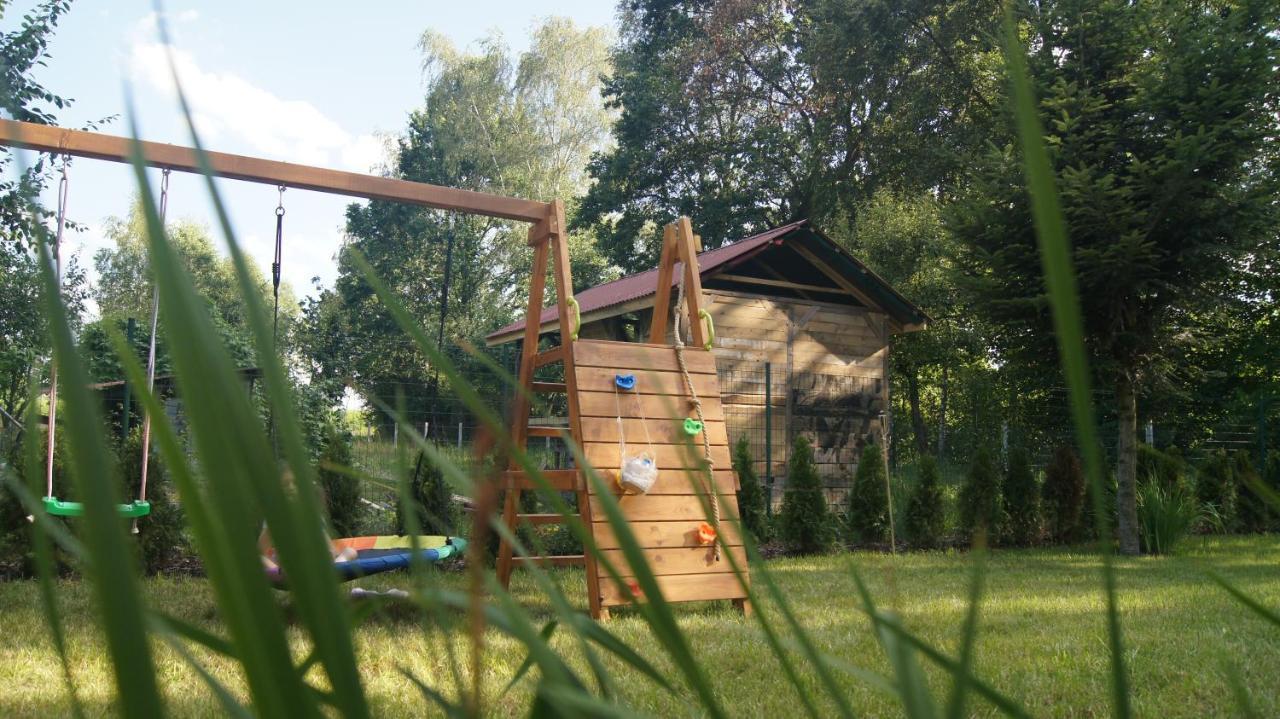 Aparthotel W Dolinie Stawow Zator By Housine Las Exterior foto